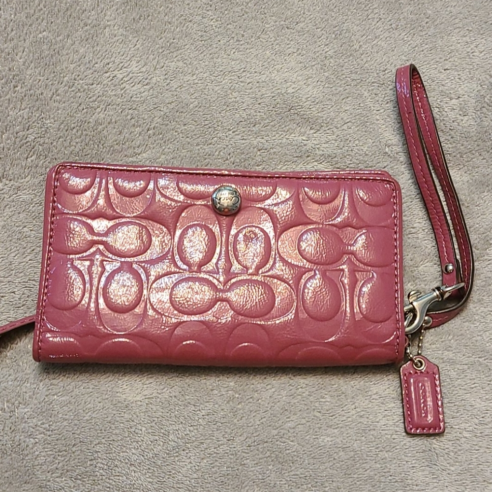 Coach pink wristlet